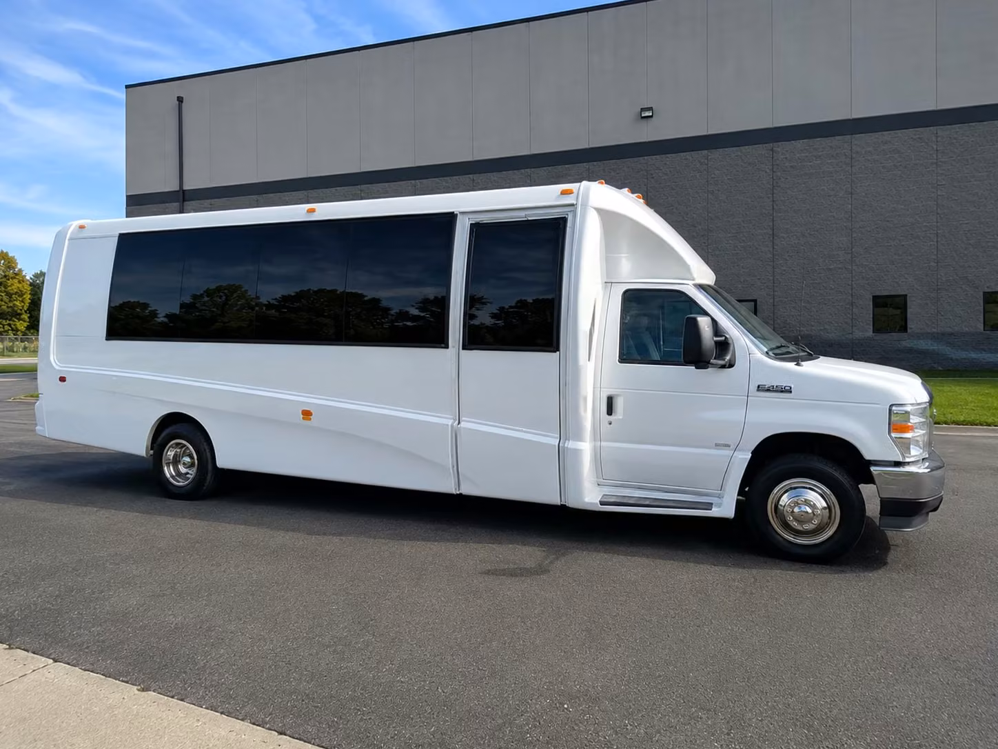 20 passenger minibus