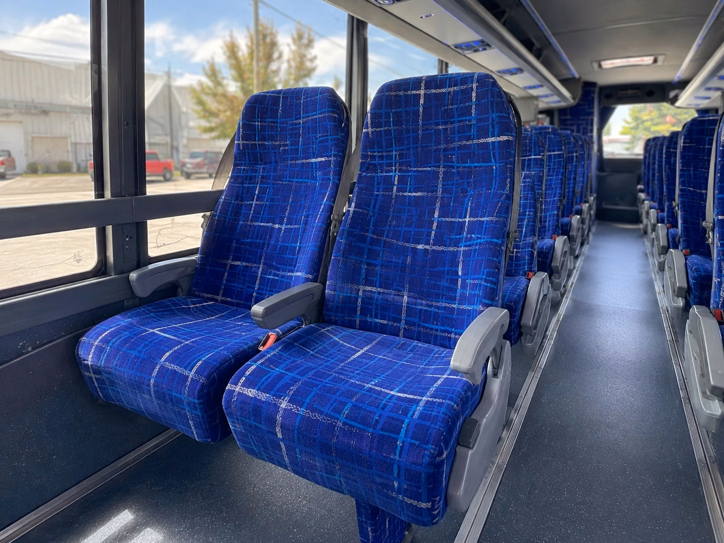 fan bus rentals for tucson sporting events from sierra vista